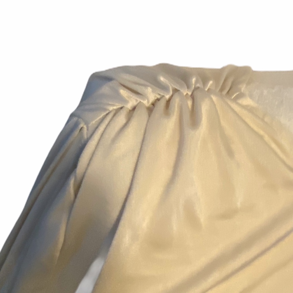 Moda One Shoulder Top - Picture 3 of 4